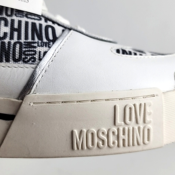 LOVE MOSCHINO Logo Women's White Chunky Low Top Leather Trainers Sneakers Sz 41 - Picture 12 of 16
